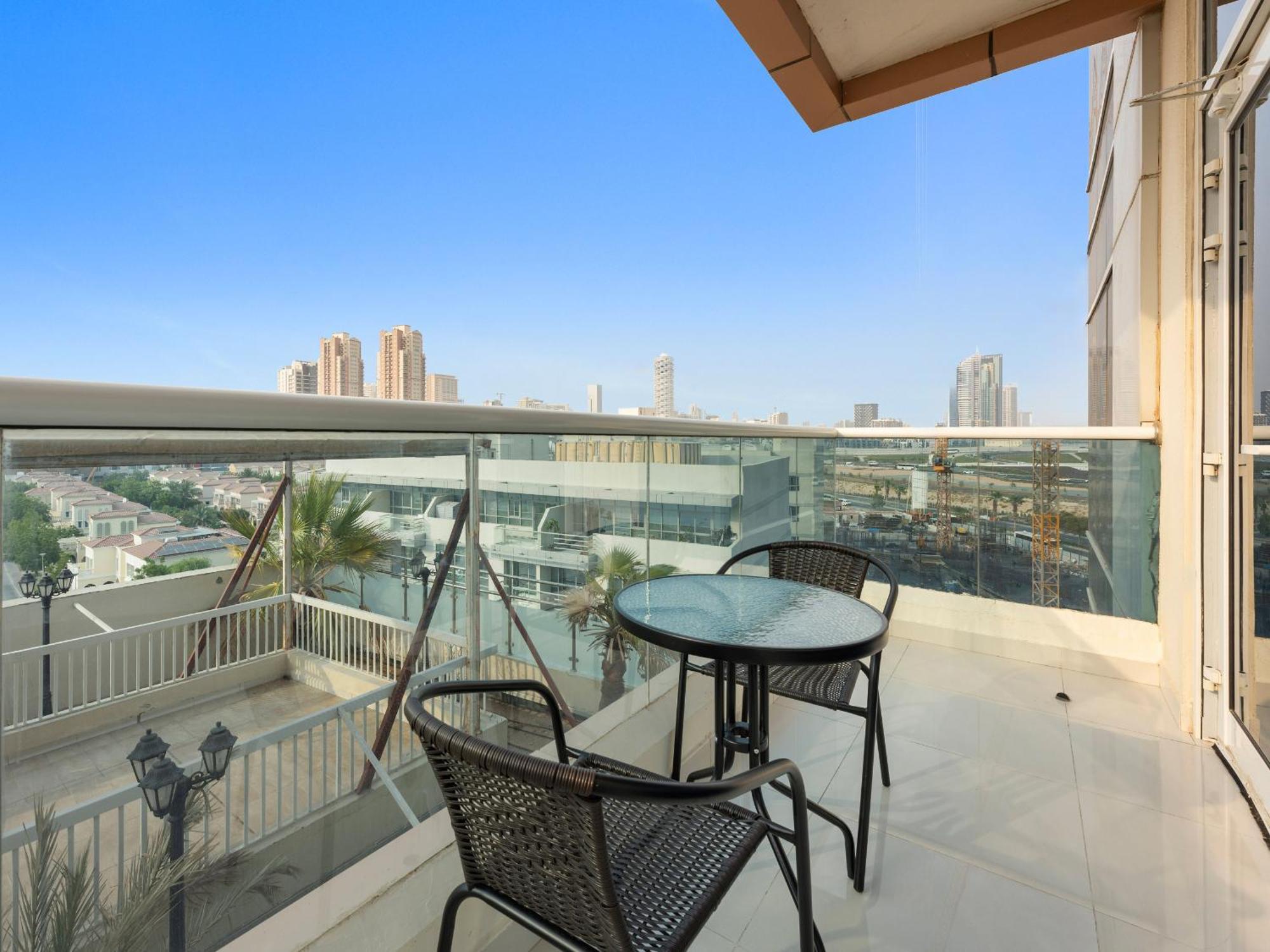 Apartment Elegant Urban In Al Manara Tower, Jvt Dubai