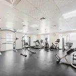 Elegant Urban Studio In Al Manara Tower, Jvt