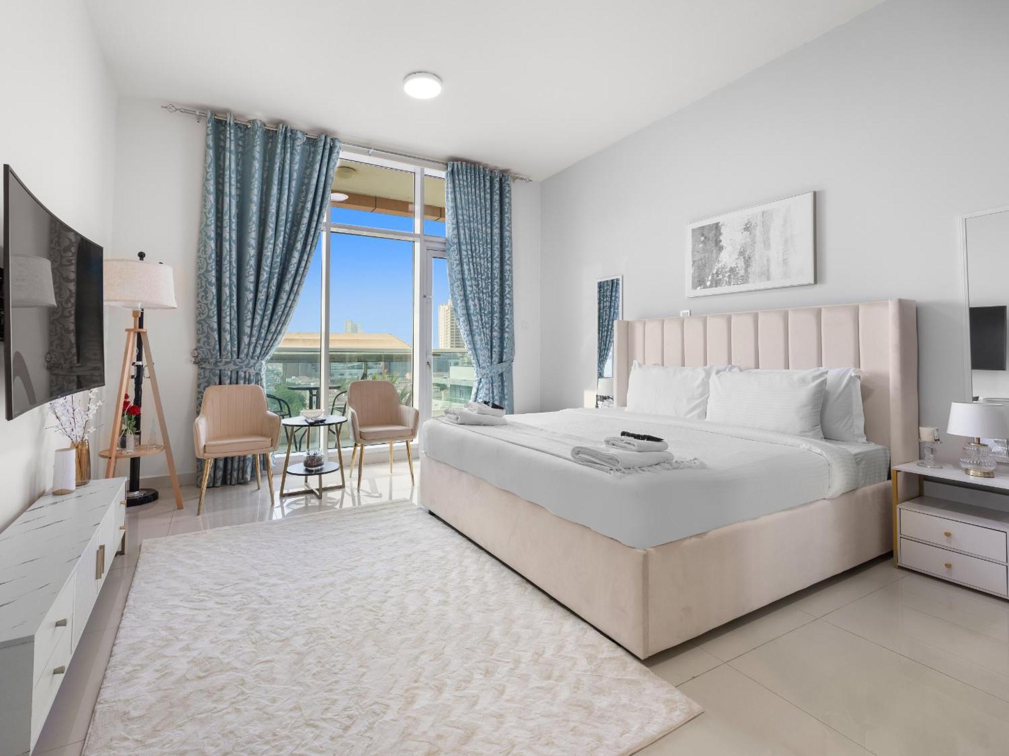 Elegant Urban In Al Manara Tower, Jvt Apartment